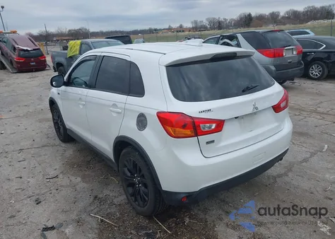 2017 Mitsubishi Outlander Sport Es z USA, uszkodzony, nr VIN JA4AR3AU8HZ039420